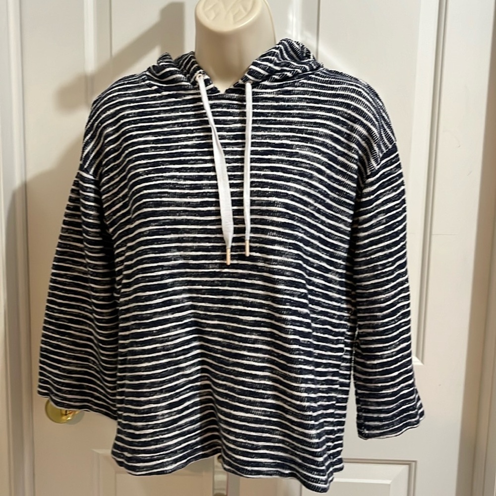 Lou and Gray Cotton Hoofed sweatshirt size small